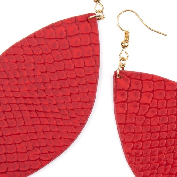 Anastasia Earrings - Picture 2 of 2